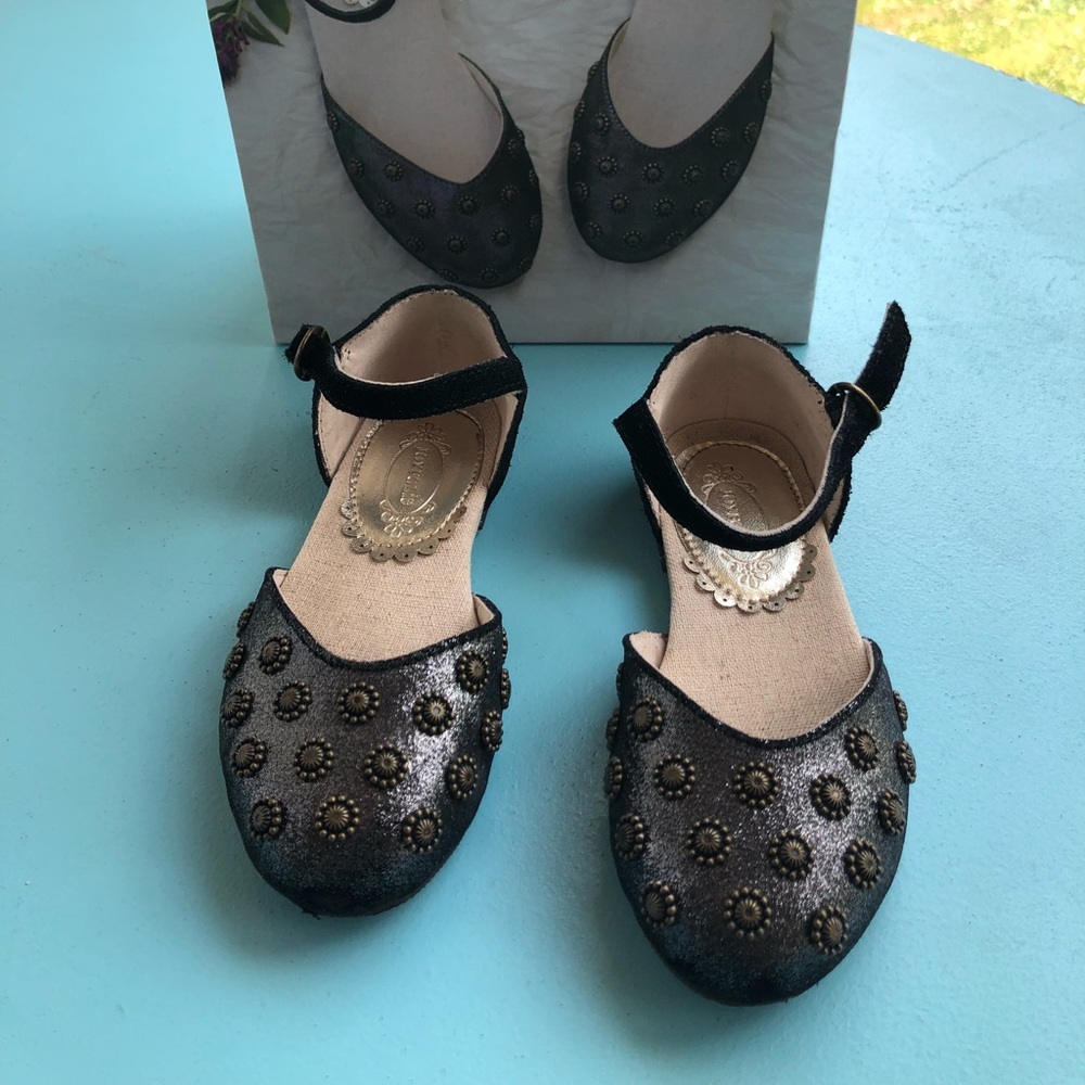 Liliyah Shoe in Black!